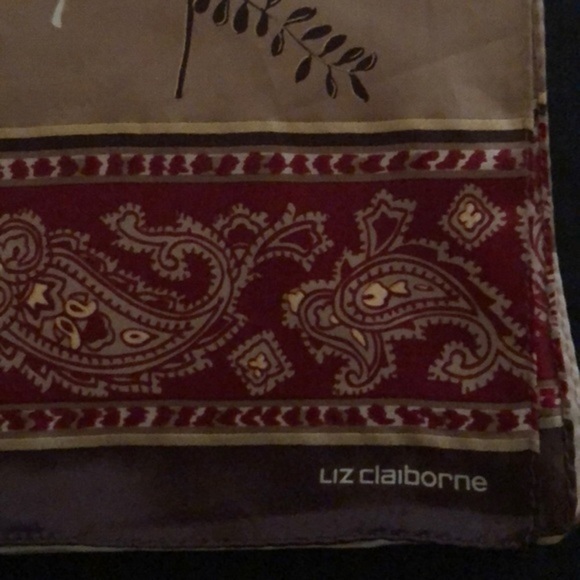 LIZ CLAIBORN SILK OBLONG SCARF - Picture 2 of 8